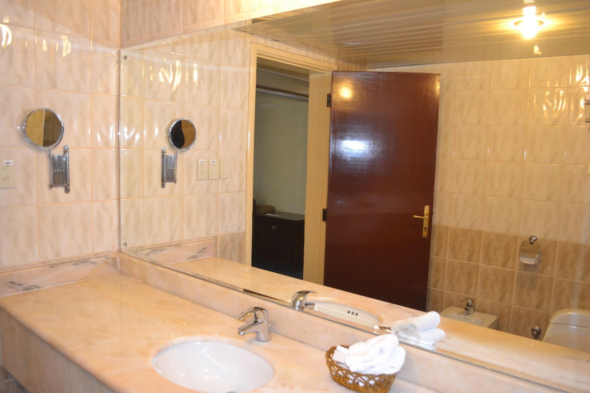 Bilqase Throne Hotel Dammam Luaran gambar
